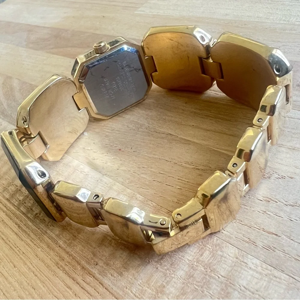Anne Klein ladies black dial gold tone bracelet watch NEW BATTERY
